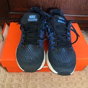 Nike Air Pegasus size 8